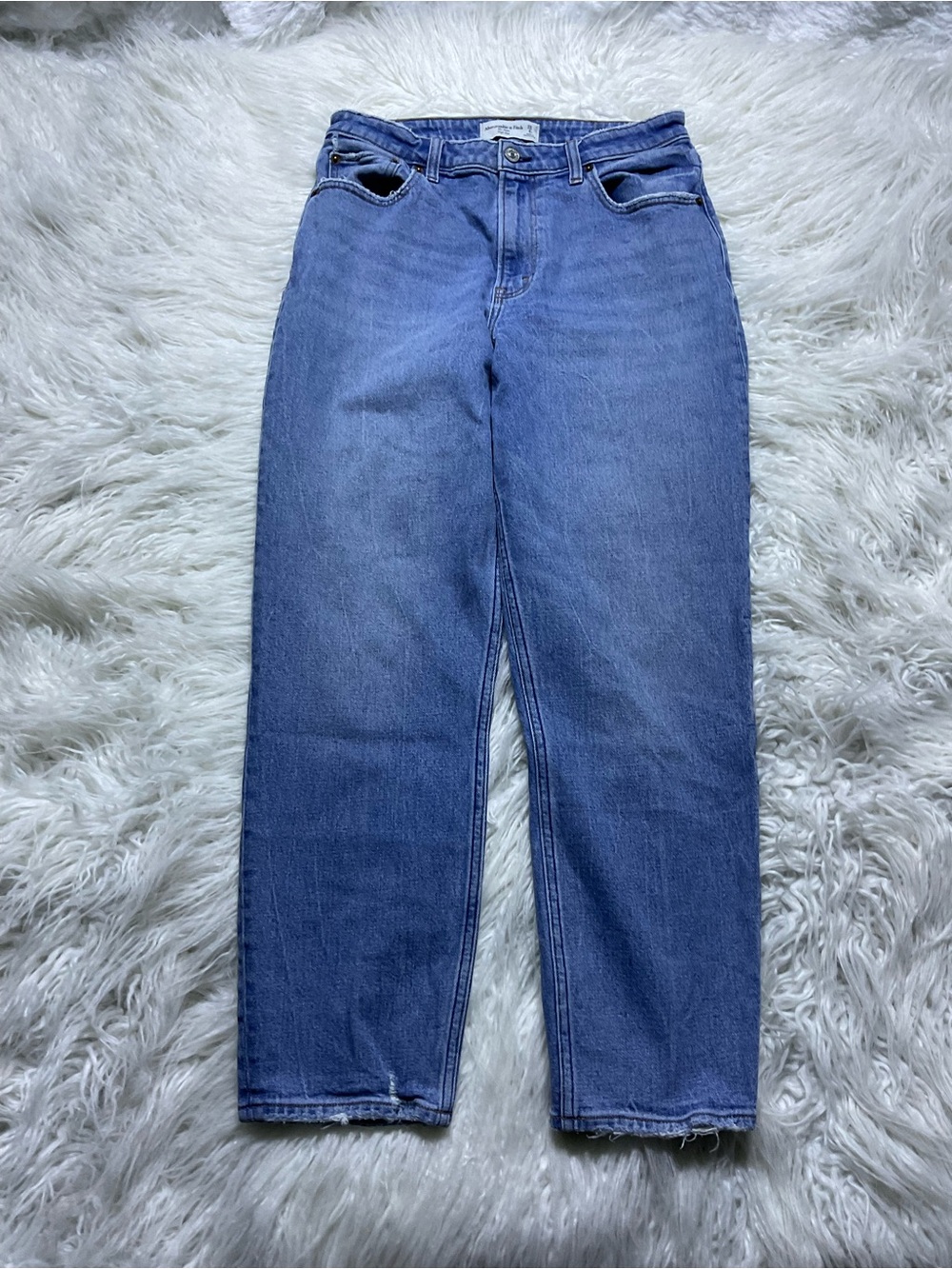 Abercrombie Curve Love The Mom High Rise Jeans
